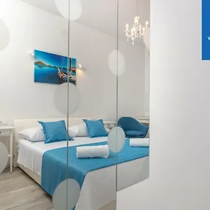 Lux Couette-café Trogir